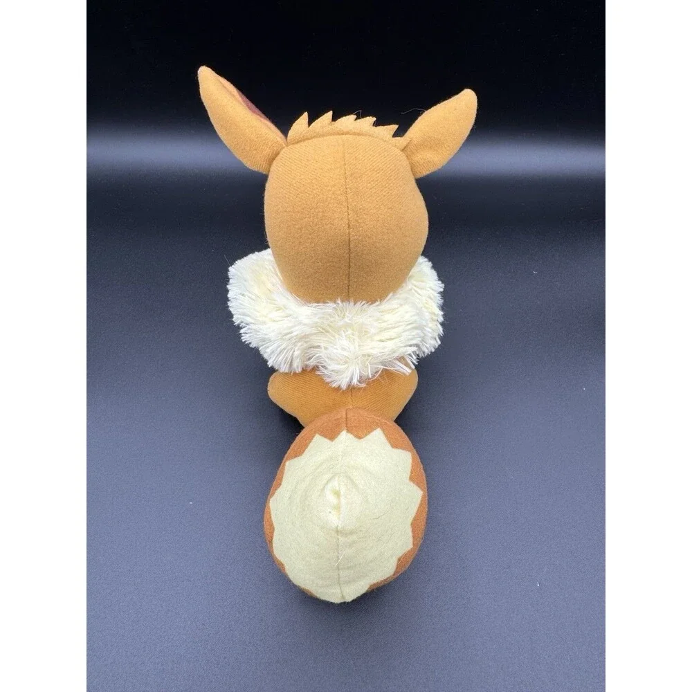 Pokémon Toy Factory Eevee Character Plush 2021 – Sitting – 7” x 8” x 5” – EUC